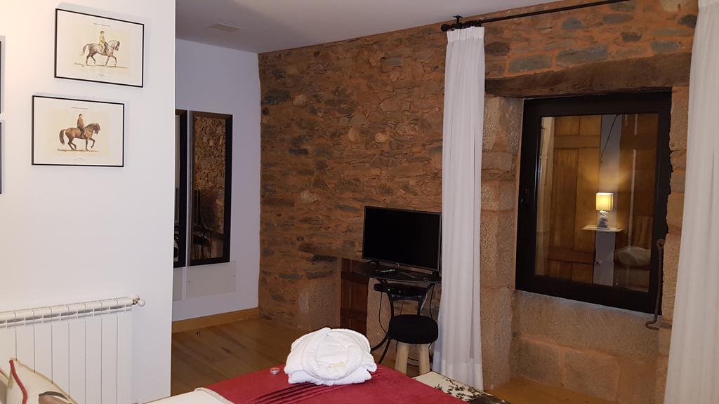 Casa De Baixo - Nature Hotel Alvoco das Varzeas Экстерьер фото